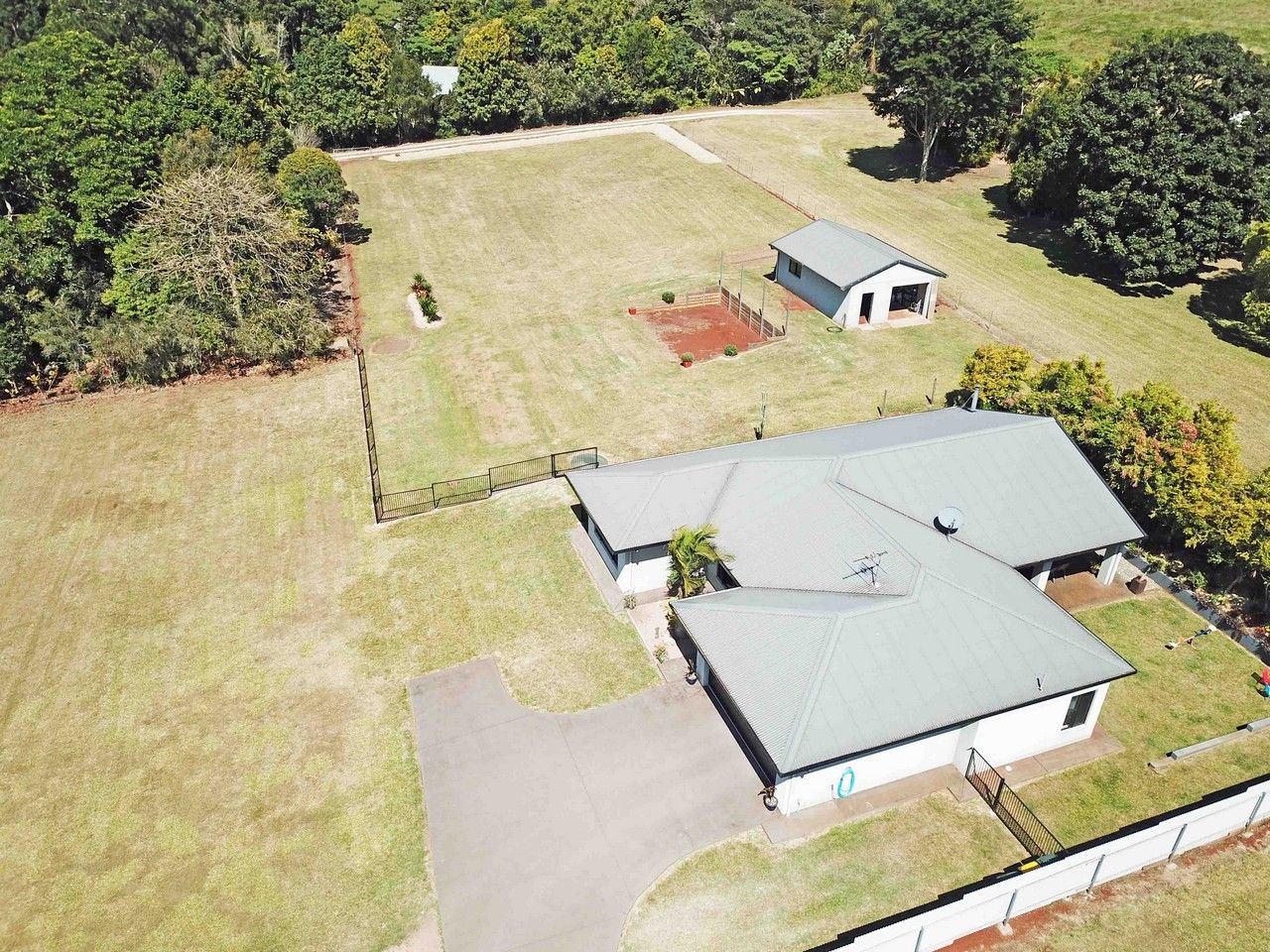 23A Panoramic Drive, Atherton QLD 4883, Image 2