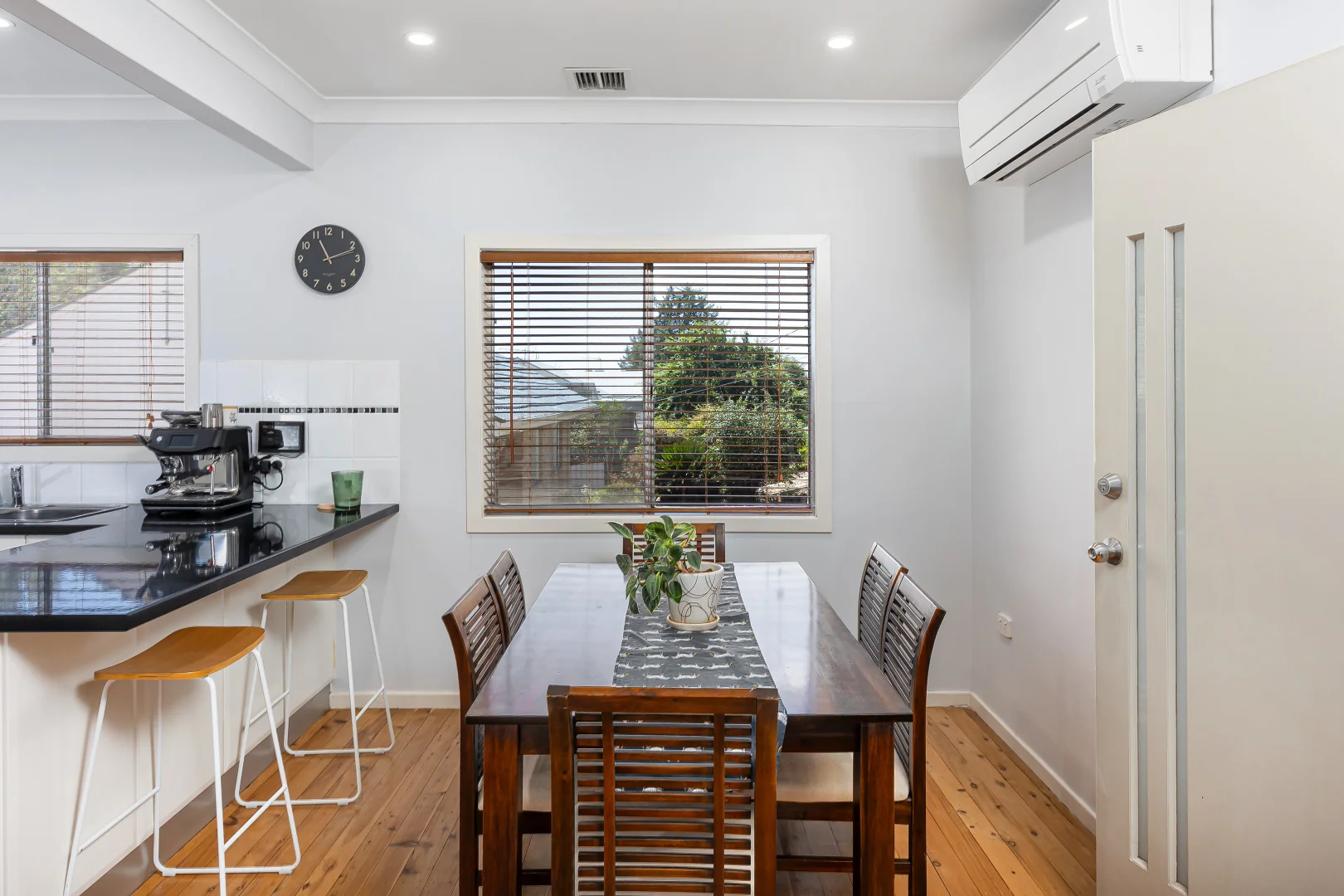 Additional image 4 of 24 Colong Place, Kooringal NSW 2650