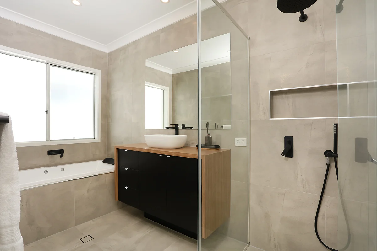 Additional image 9 of 1065 Lakeview Terrace, Benowa QLD 4217