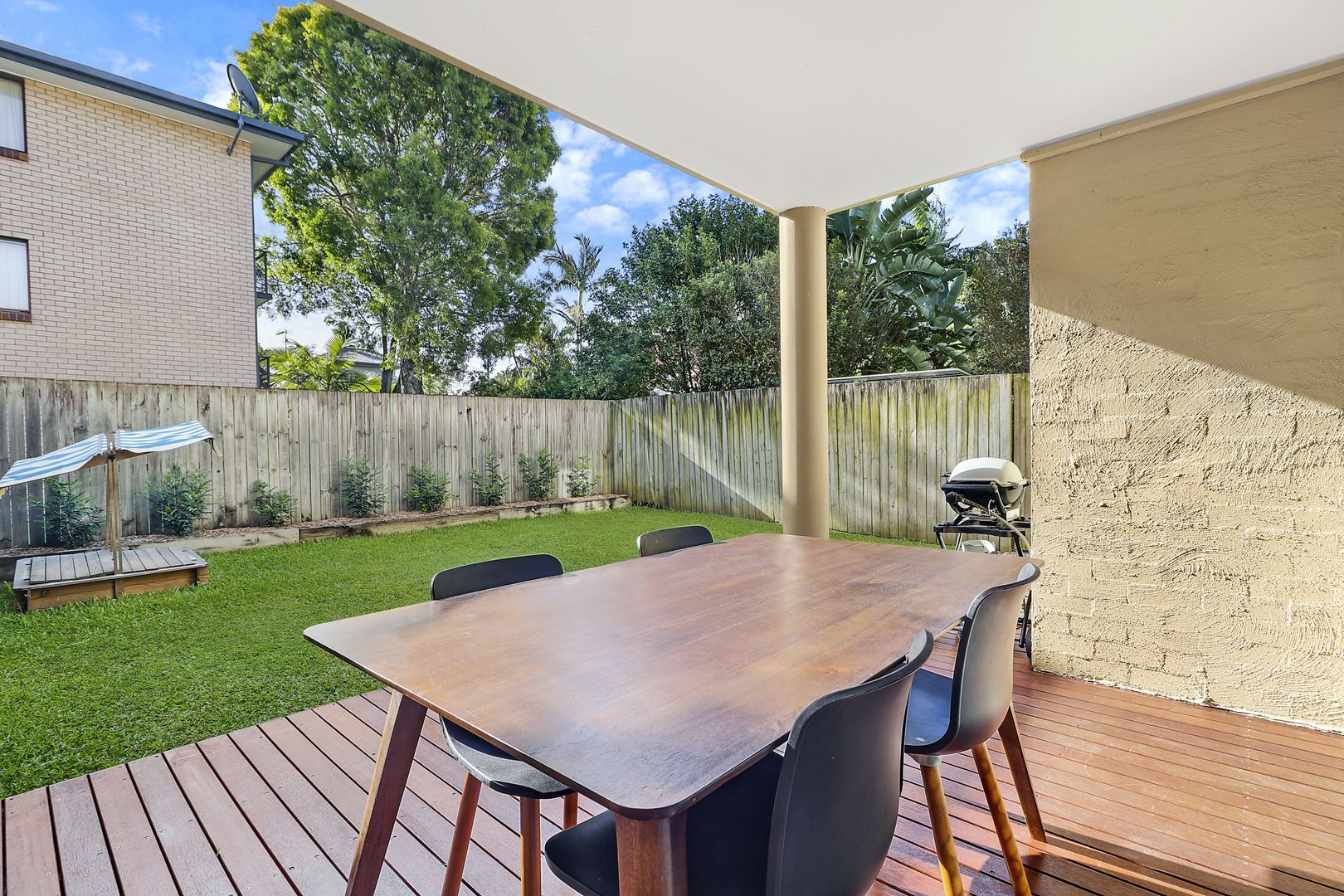 2/16 Mordant Street, Ascot QLD 4007