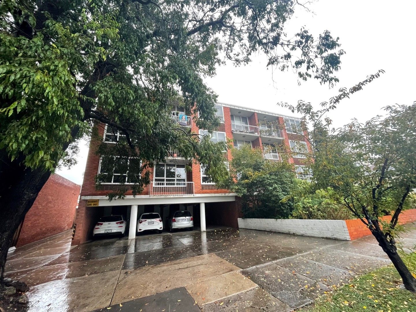 1 bedrooms Apartment / Unit / Flat in 3/1 Power Avenue HAWTHORN VIC, 3122