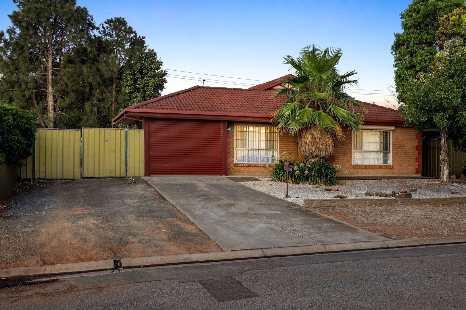 8 Pyrus Cr, Andrews Farm SA 5114 House For Rent 580 Domain