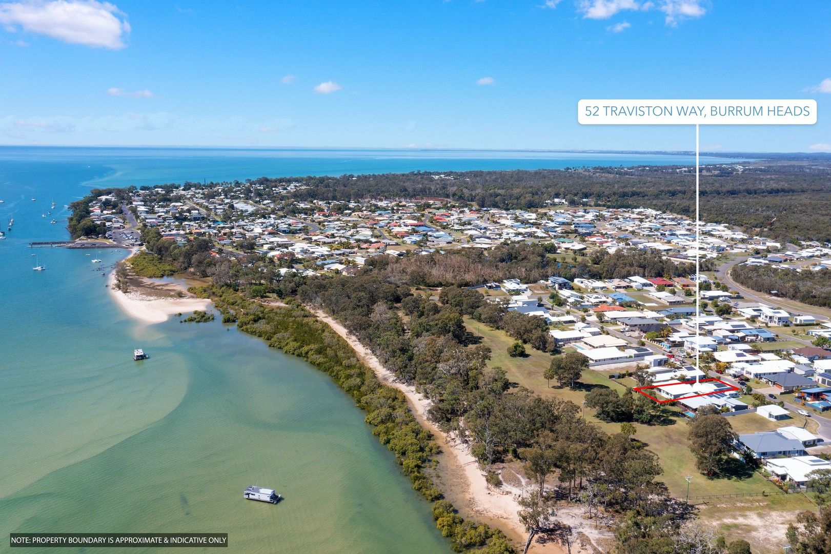 4 bedrooms House in 52 Traviston Way BURRUM HEADS QLD, 4659