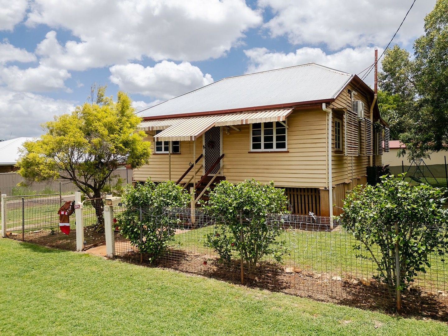 16 NELSON STREET, Childers QLD 4660, Image 0