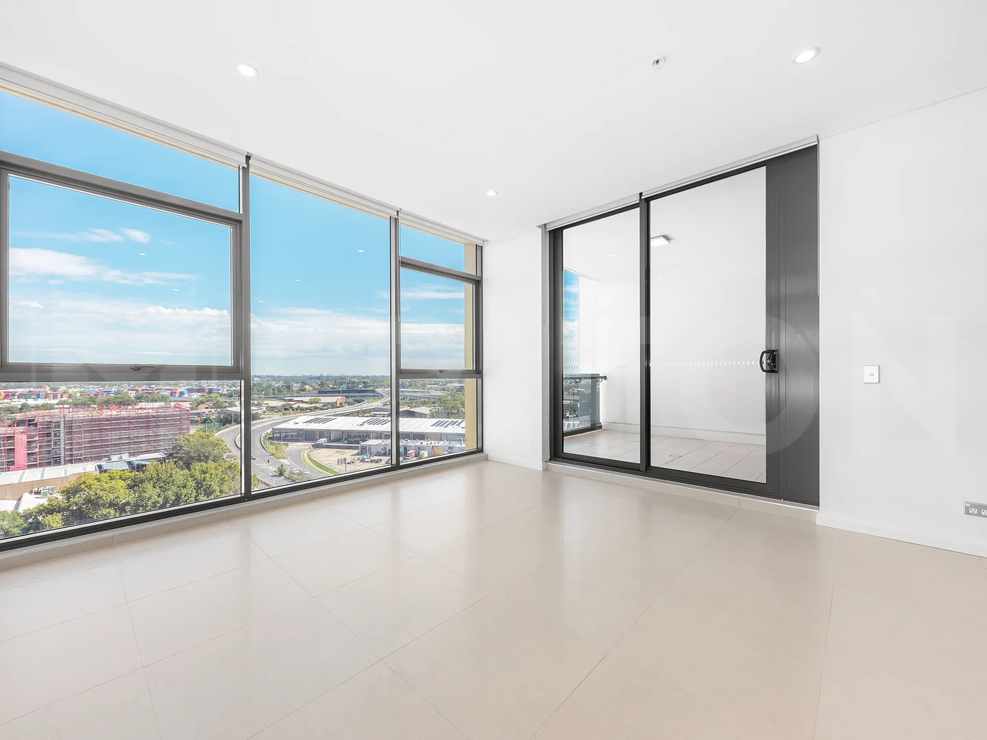 Additional image 3 of 1B/675 GARDENERS ROAD, Mascot NSW 2020