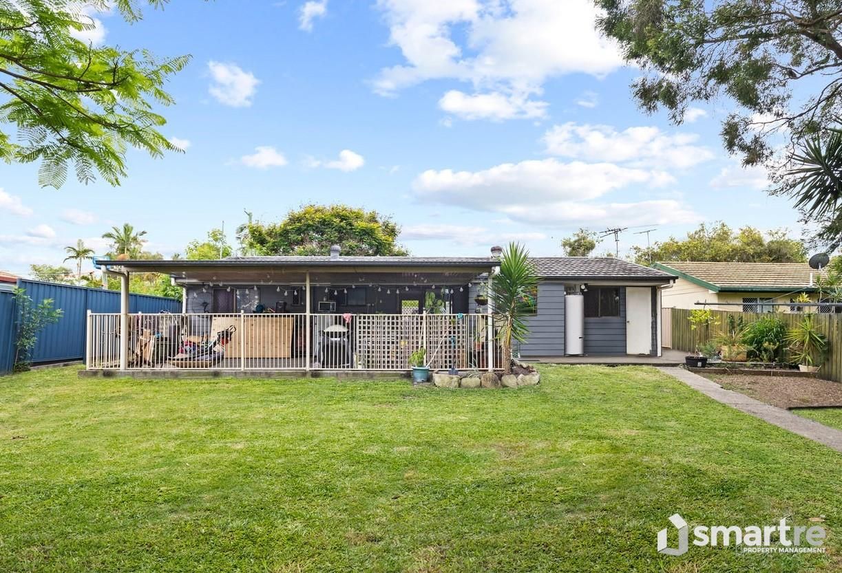 4 bedrooms House in 24 Augusta St CRESTMEAD QLD, 4132