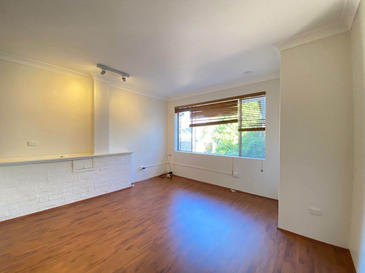 1 bedrooms Apartment / Unit / Flat in 10/8 THAMES STREET BALMAIN NSW, 2041