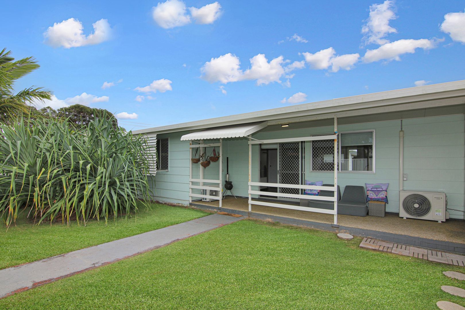 27 Cooloola Crescent, Urangan QLD 4655, Image 1