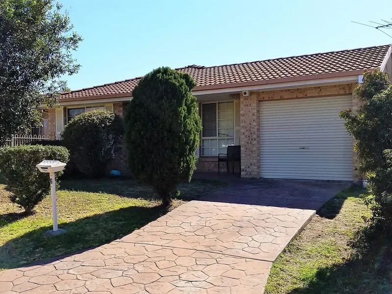 6 Merric Court, Oakhurst NSW 2761