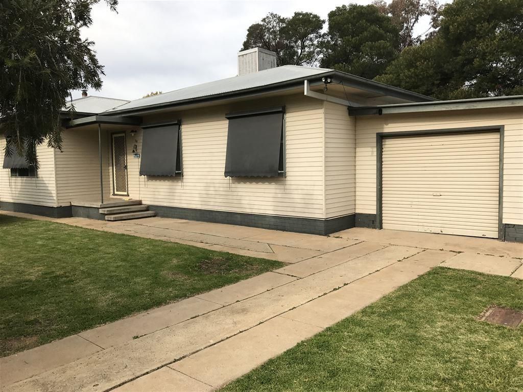 310 Macauley Street, Hay NSW 2711