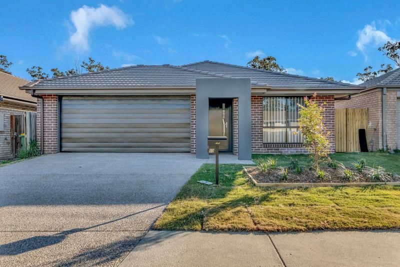 4 bedrooms House in 60 Moonlight Drive BRASSALL QLD, 4305