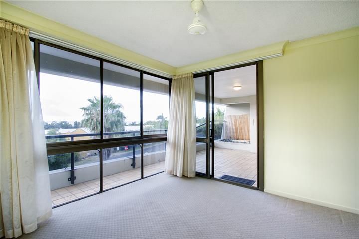 17/2 Eshelby Drive, Cannonvale QLD 4802, Image 0
