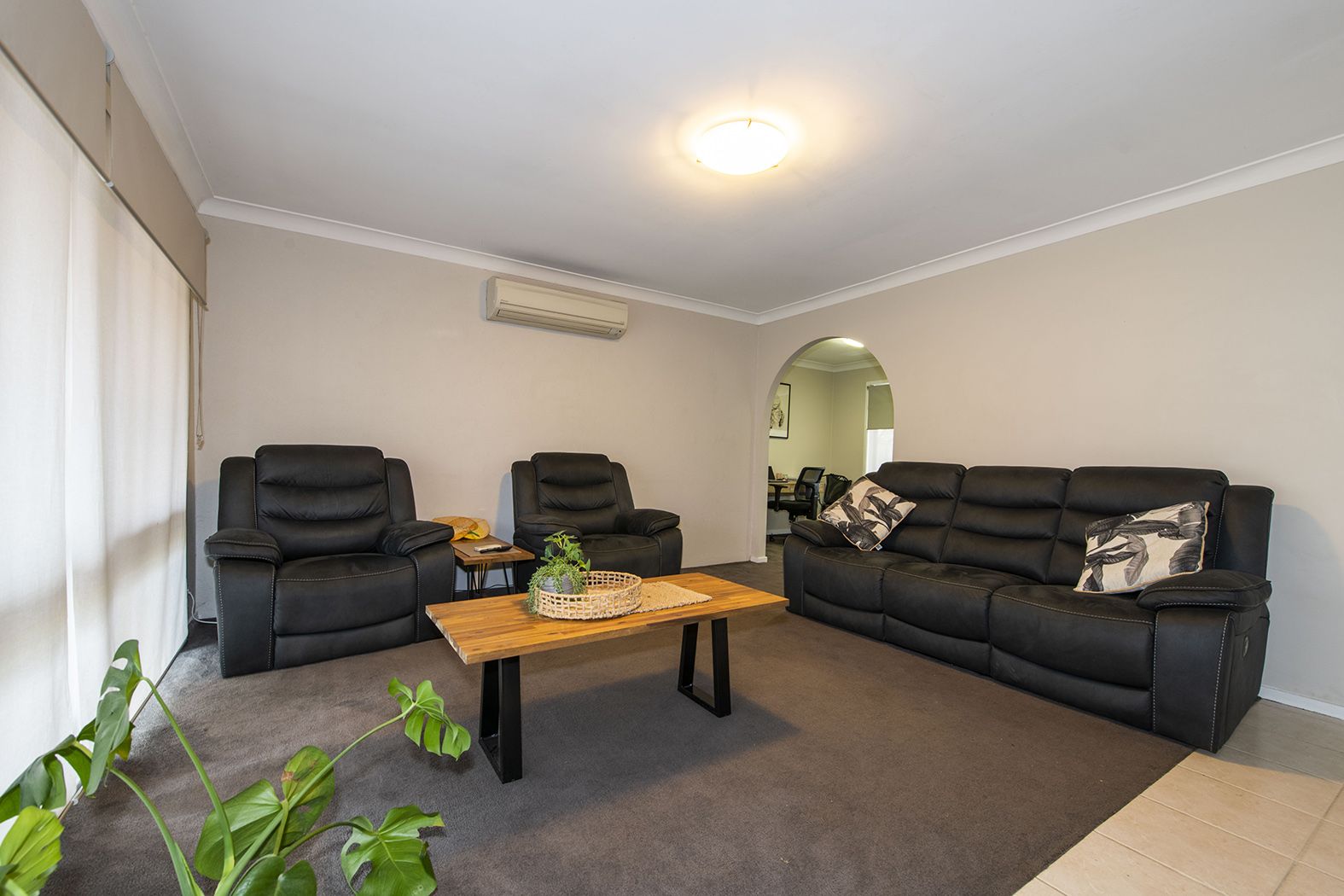 8 Kurmond Street, Jamisontown NSW 2750, Image 2