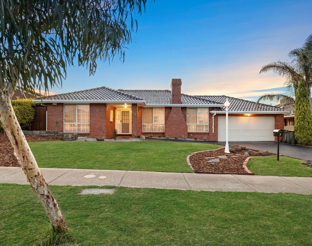 7 Chichester Drive, Taylors Lakes VIC 3038