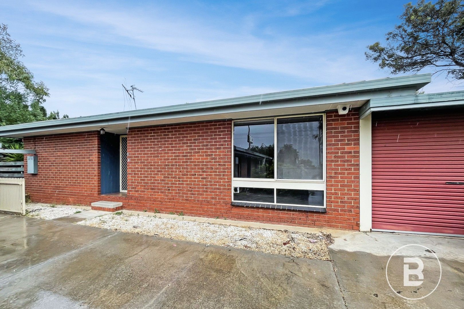 2 bedrooms Apartment / Unit / Flat in 2/192 McIvor Road STRATHDALE VIC, 3550