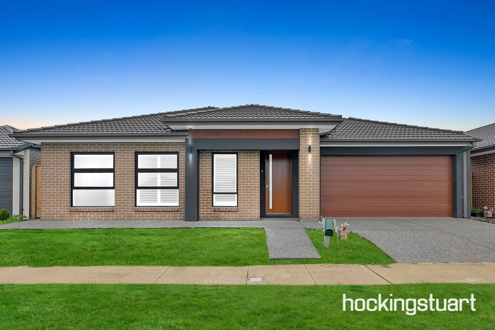 15 Feathertop Crescent, Donnybrook VIC 3064