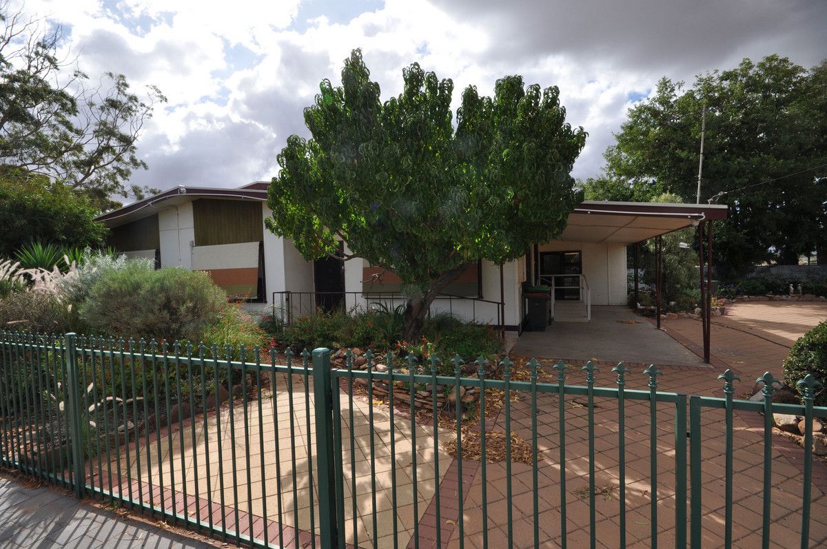 3 bedrooms House in 14 Colac Avenue PORT AUGUSTA SA, 5700