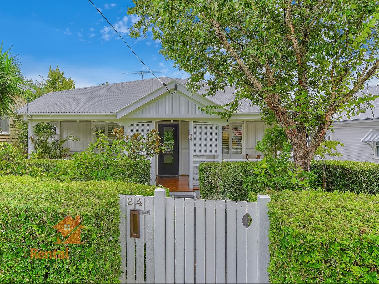 4 bedrooms House in 24 Accession St BARDON QLD, 4065