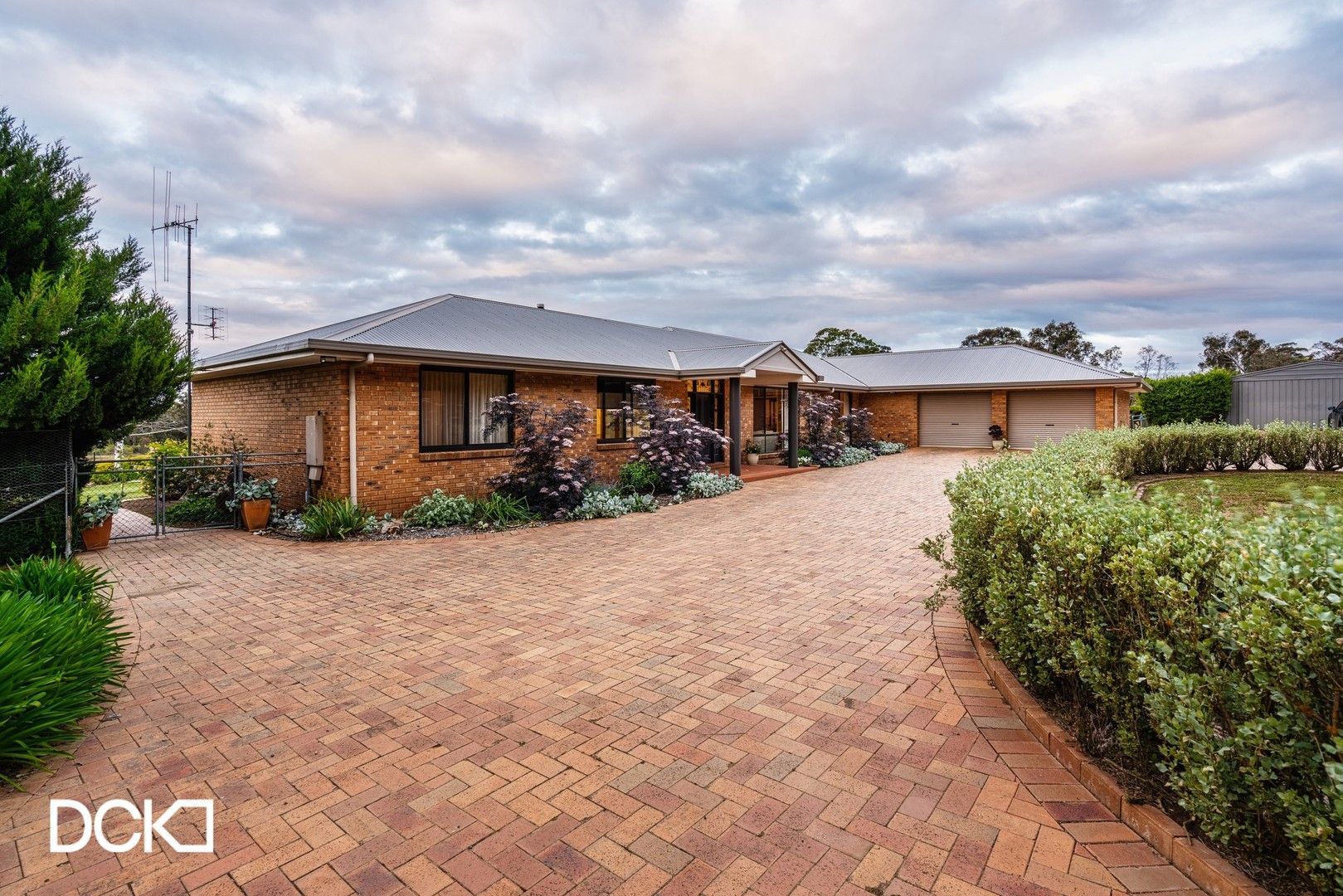 4 bedrooms House in 221 Mandurang South Road MANDURANG SOUTH VIC, 3551