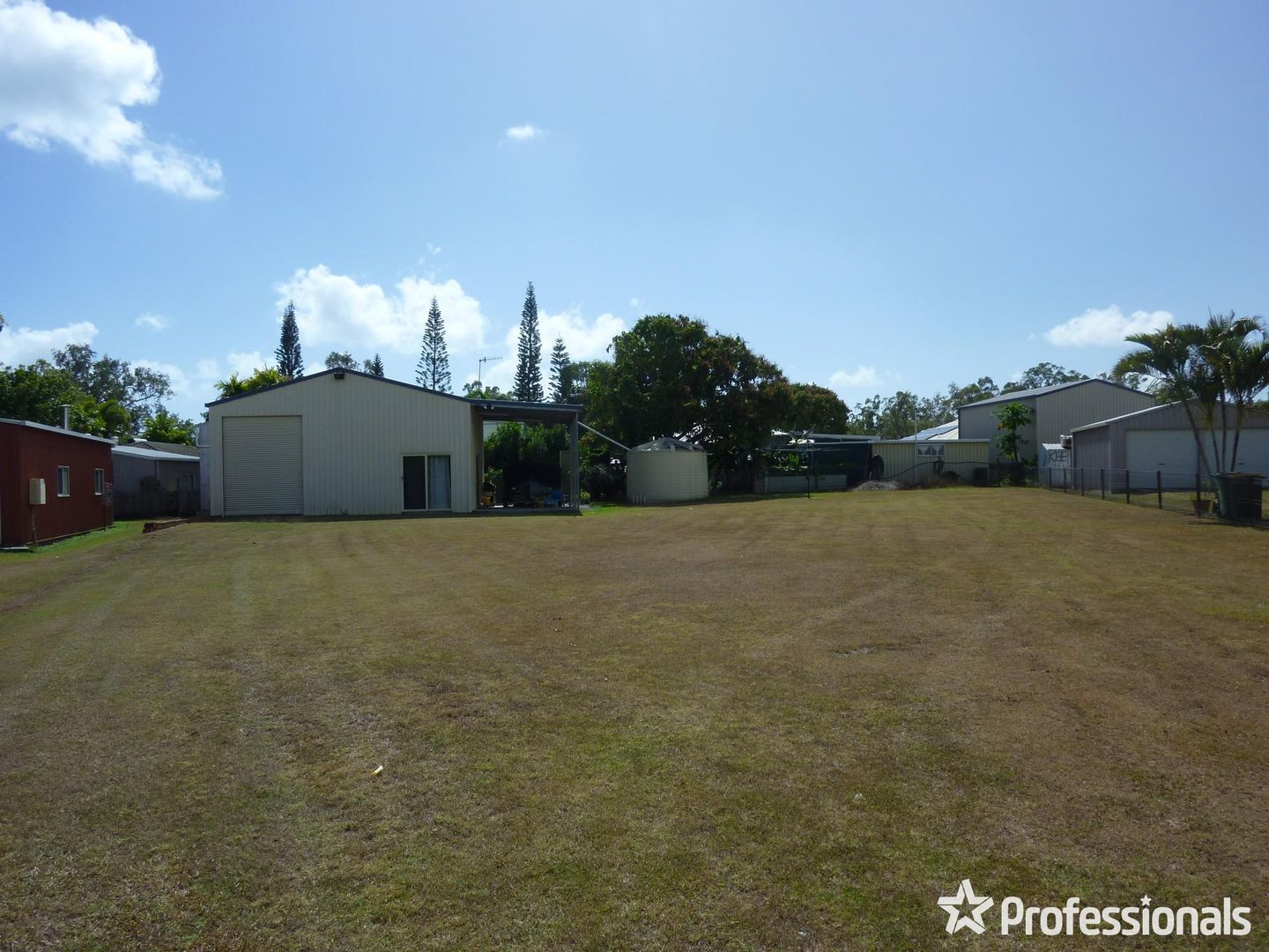 10 Ford Court, Seaforth QLD 4741, Image 2