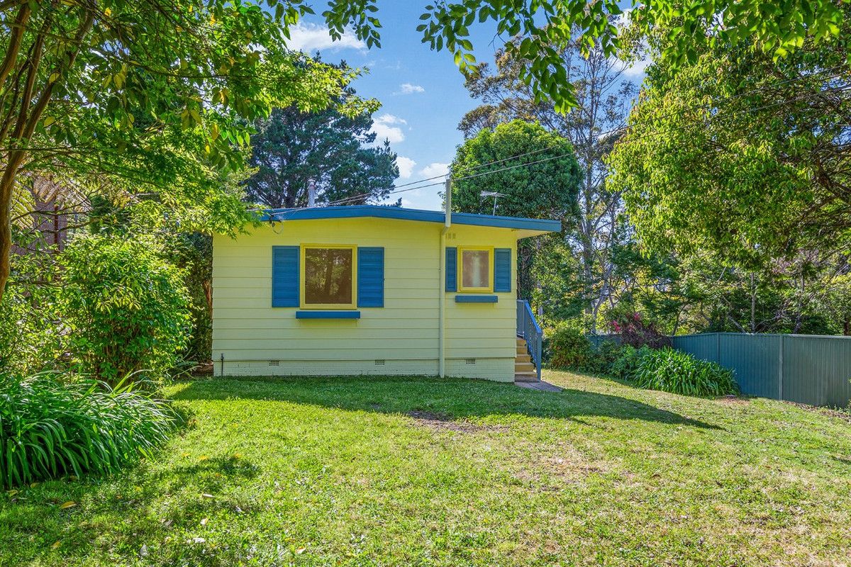 90 Valley Road, Hazelbrook NSW 2779 House For Rent Domain