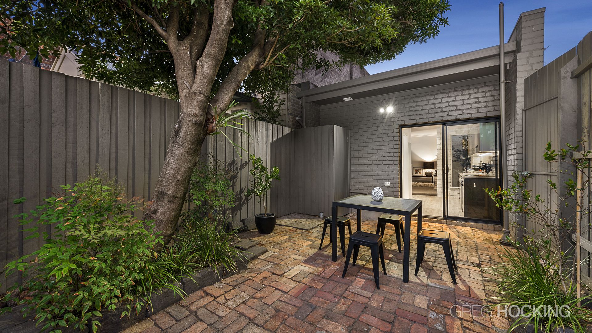 24 Merton Street, Albert Park VIC 3206, Image 2