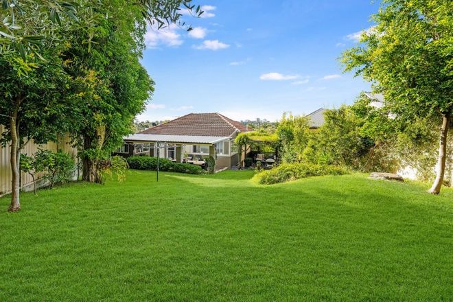 Picture of 8 Homedale Crescent, CONNELLS POINT NSW 2221