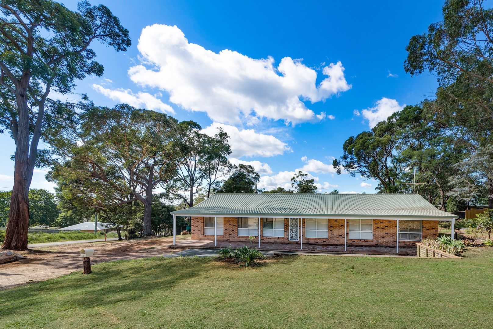 8 Madeline Street, Hill Top NSW 2575, Image 0