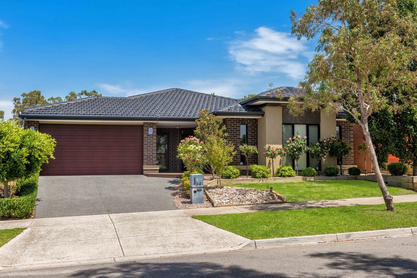 24 Cairn Drive, South Morang VIC 3752, Image 0