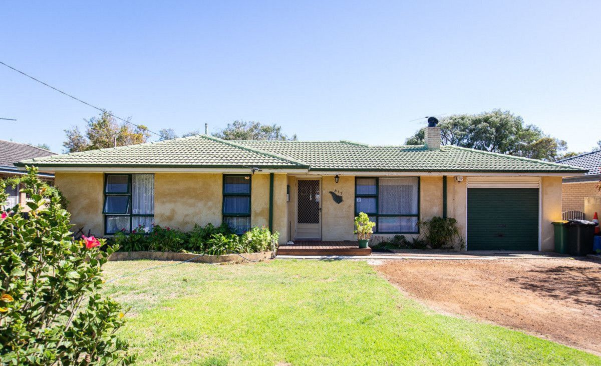 3 bedrooms House in 417 Bussell Highway BUSSELTON WA, 6280