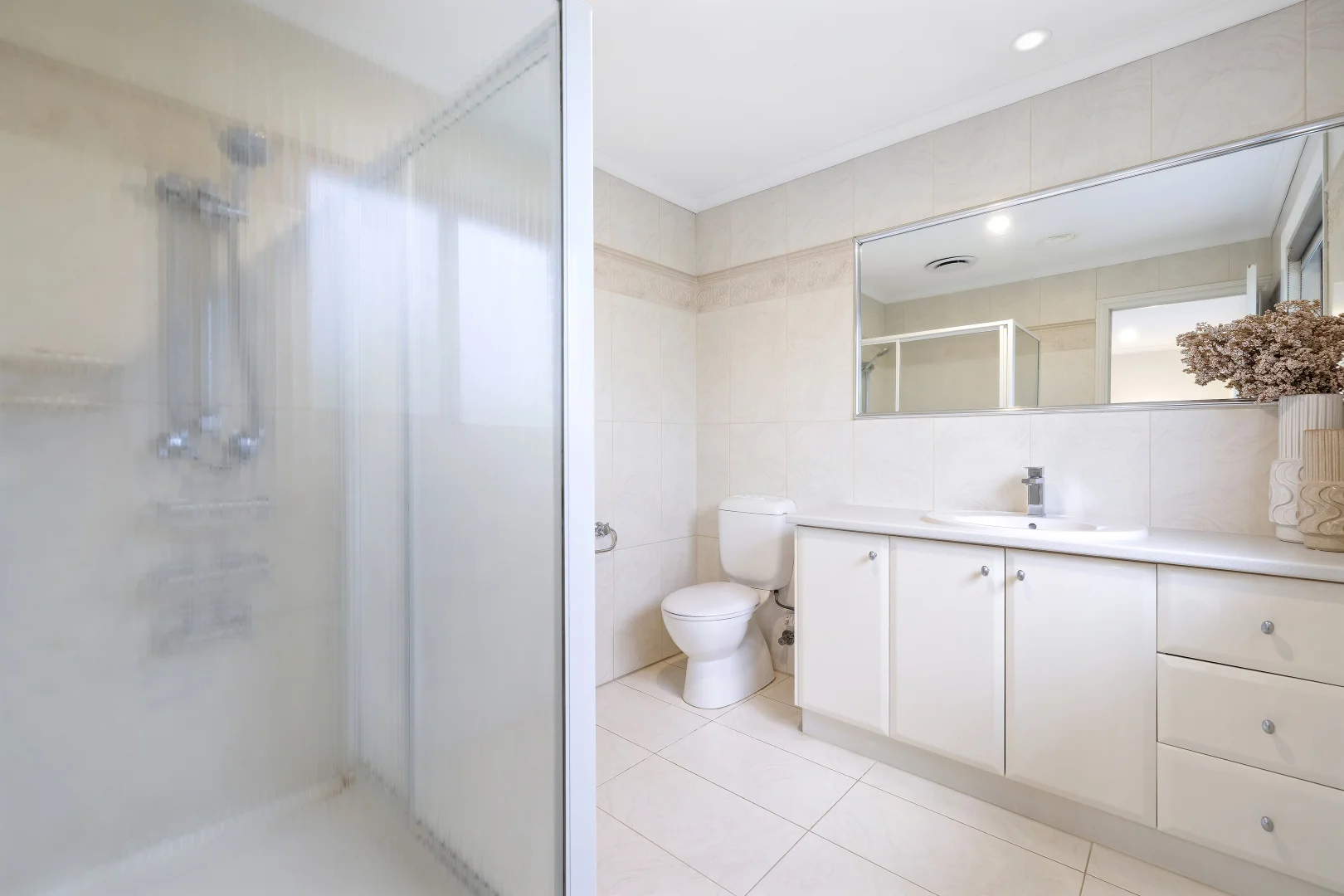 Additional image 17 of 6 Tintern Grove, Cheltenham VIC 3192