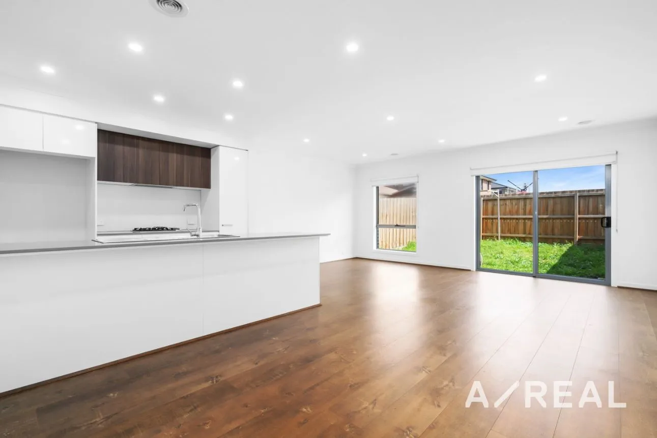 Modern Elegance Meets Convenience in the Heart of Point Cook, Point Cook
