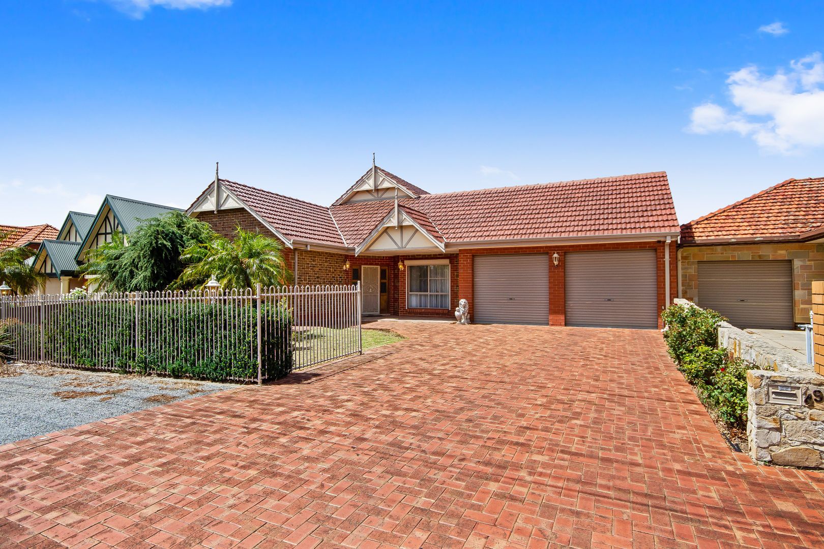 49 Avenue Road, Paradis Property History & Address Research Domain