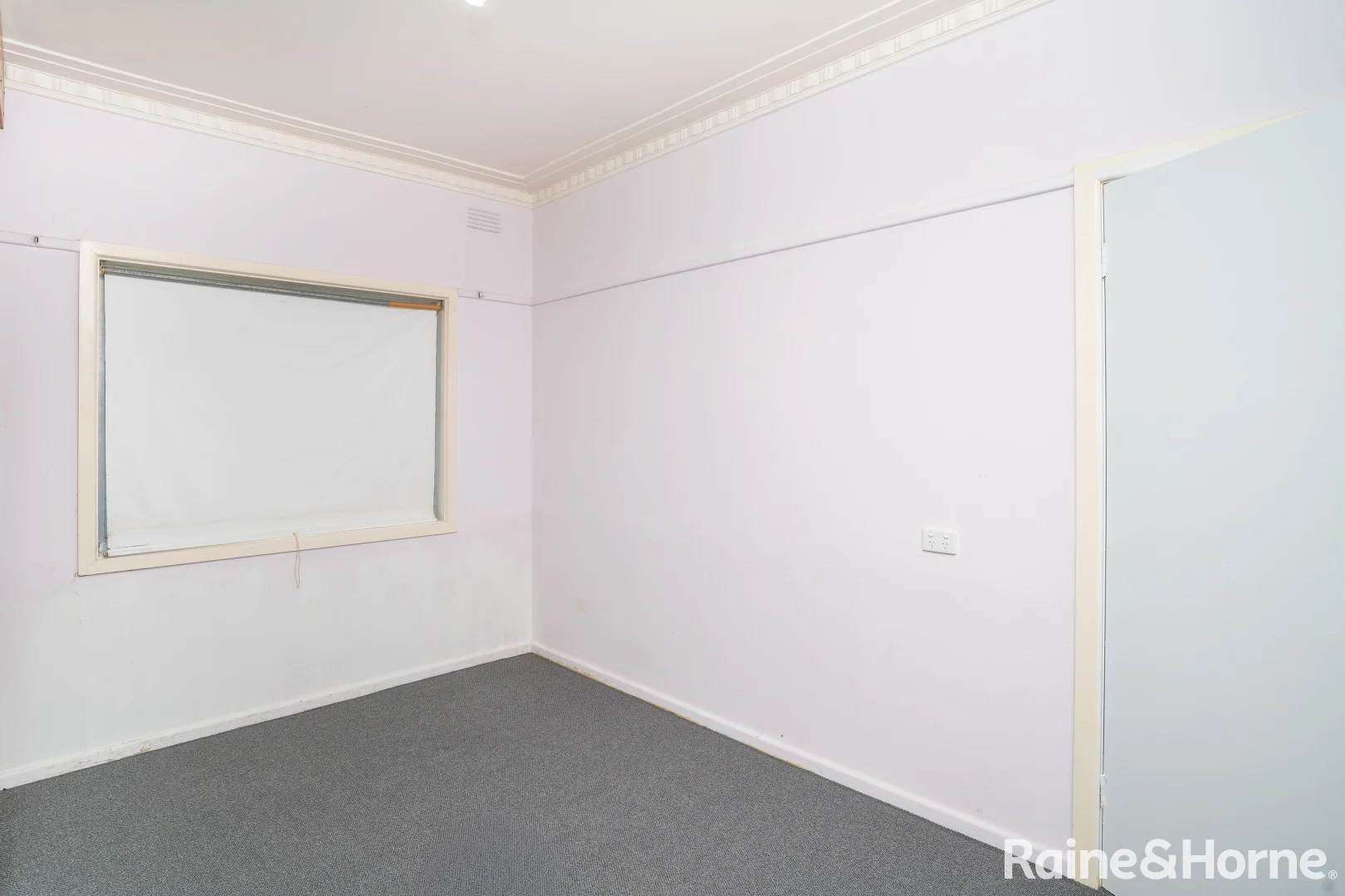 Additional image 5 of 10 John Street, Kooringal NSW 2650