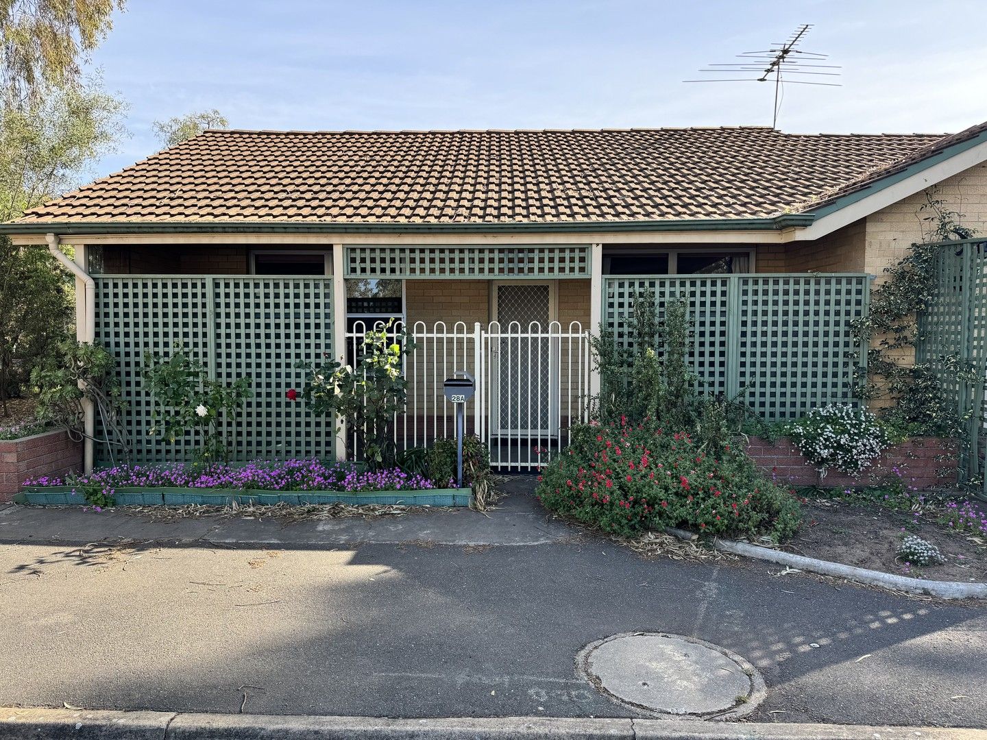 2 bedrooms Apartment / Unit / Flat in 28A Park Avenue NURIOOTPA SA, 5355
