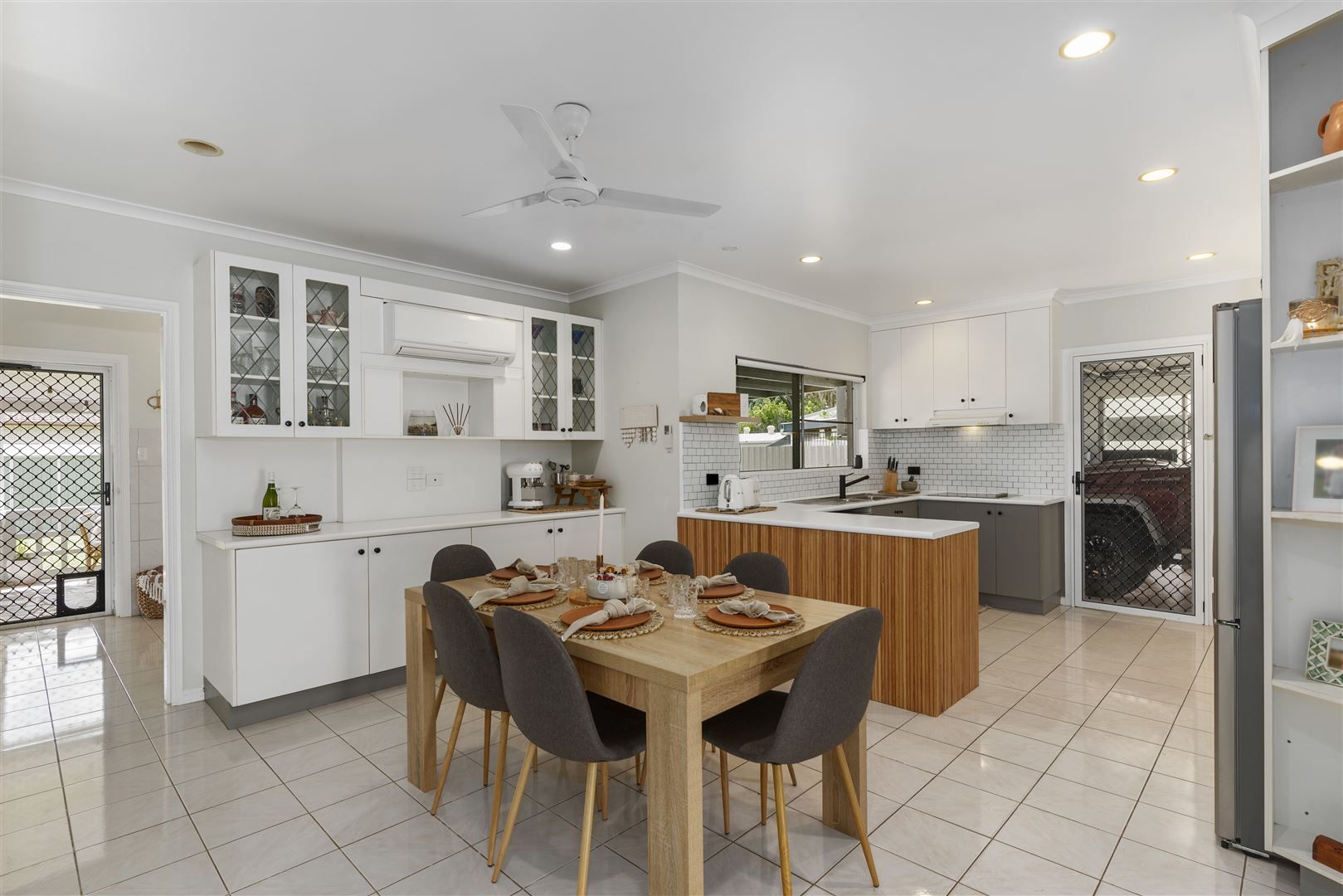 24 Peri Street, Toobanna QLD 4850, Image 1