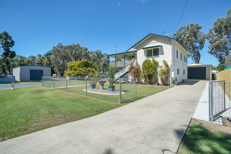 1 Deguara Avenue, Armstrong Beach QLD 4737, Image 1