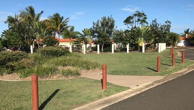 16/5 Chantelle Circuit, Coral Cove QLD 4670, Image 2