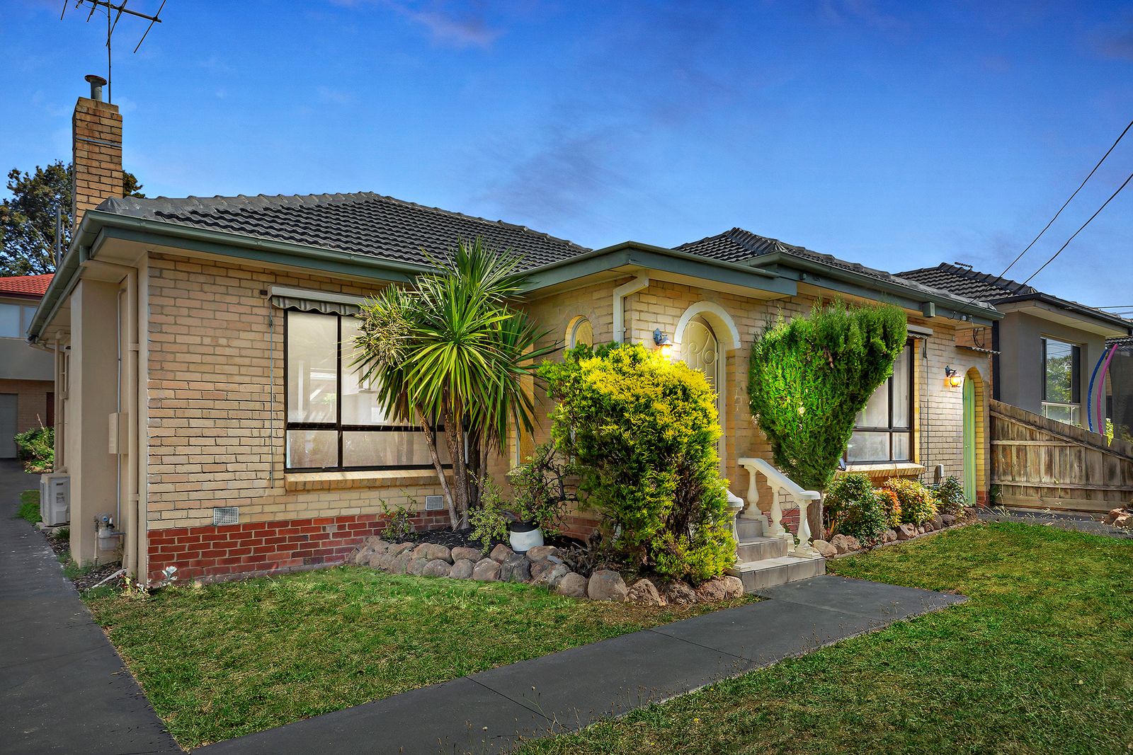 1/5 Karen Street, Box Hill North Property History & Address Research