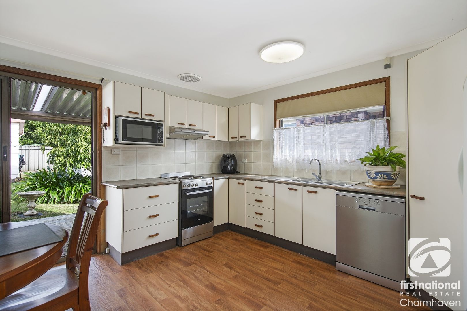 21 Muraban Road, Summerland Point NSW 2259, Image 1