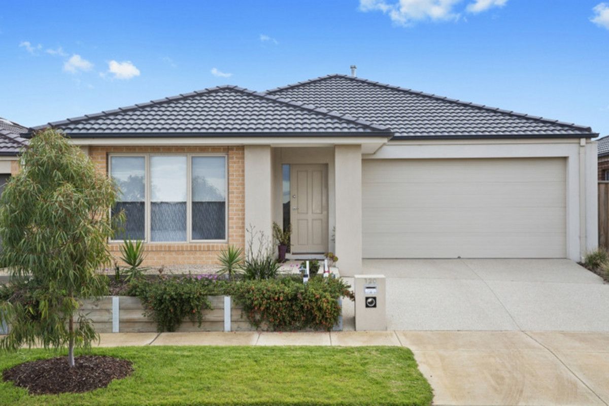 3 bedrooms House in 120 Sovereign Drive MOUNT DUNEED VIC, 3217