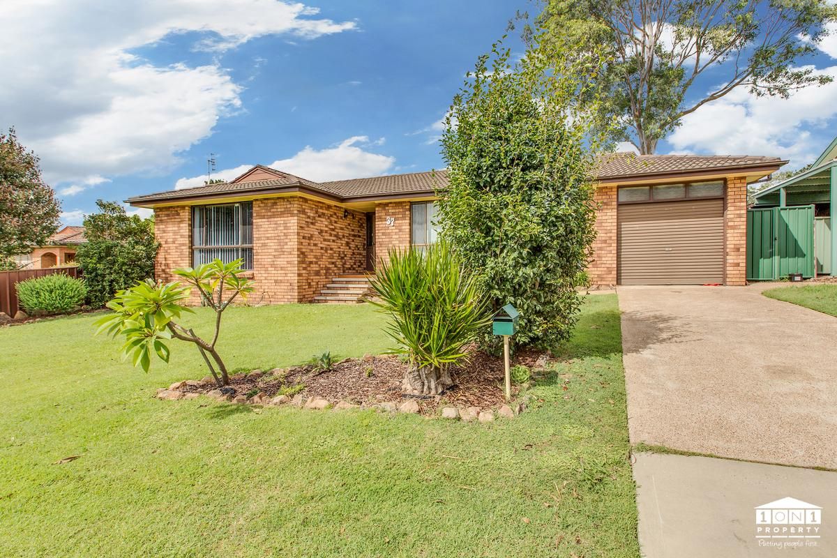 37 Galway Crescent, Metford NSW 2323, Image 1