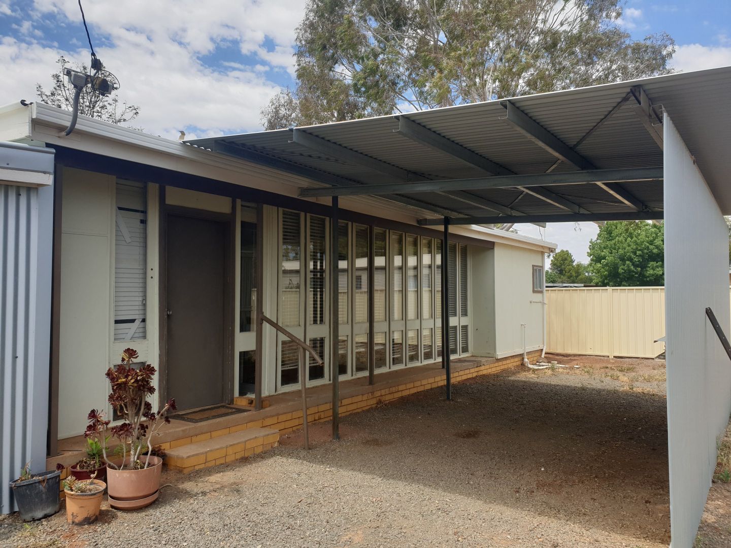 3 bedrooms House in 22 Conapaira Street WHITTON NSW, 2705