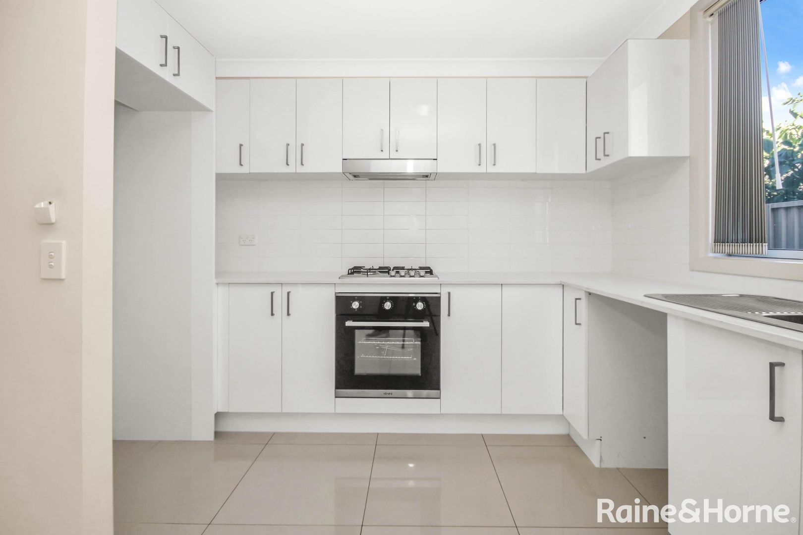 4/86 Brisbane Street, Oxley Park NSW 2760, Image 2