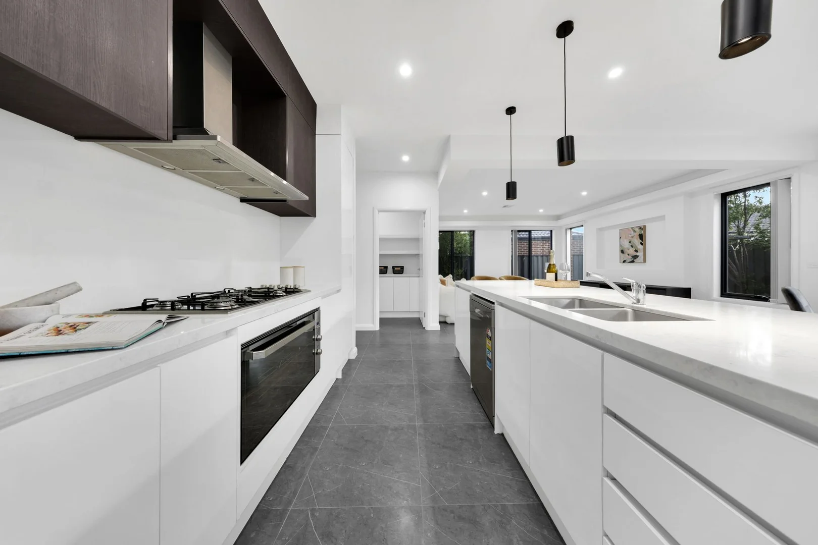 Additional image 3 of 26 Millau Avenue, Craigieburn VIC 3064