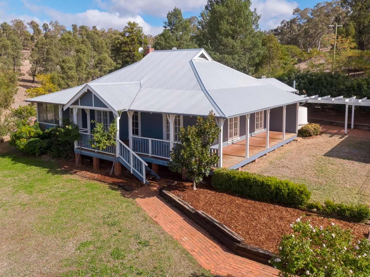 'Raymond Hill Cottage' 32R/A Benolong Road, Dubbo NSW 2830, Image 0