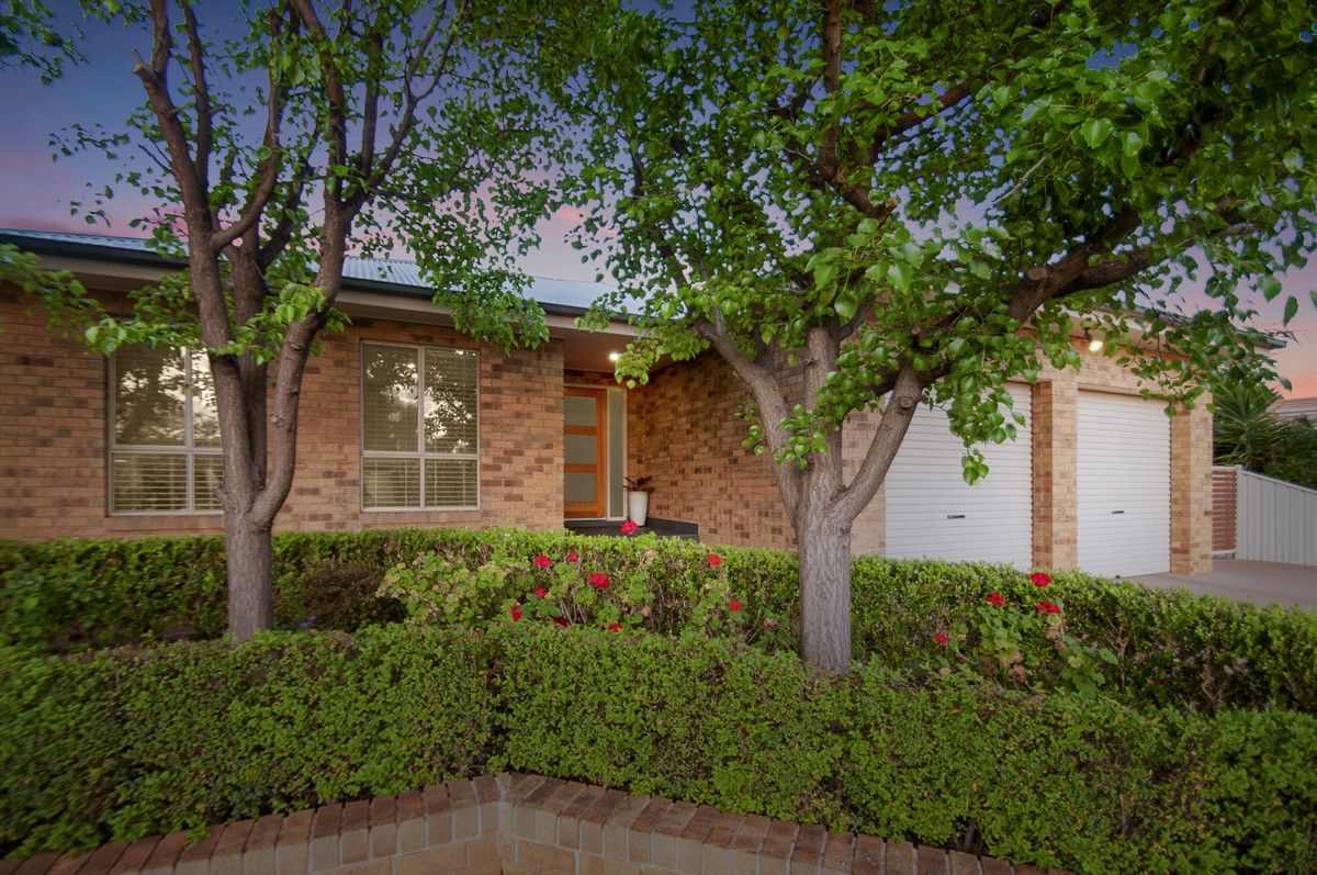 50 Nelson Drive Griffith Nsw 2680 Domain