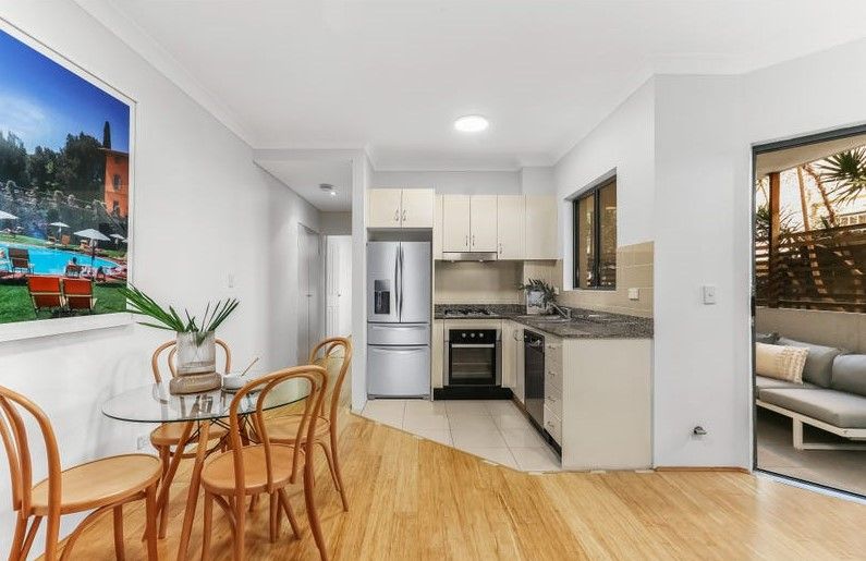 1 bedrooms Apartment / Unit / Flat in 2/1 Waverley Crescent BONDI JUNCTION NSW, 2022