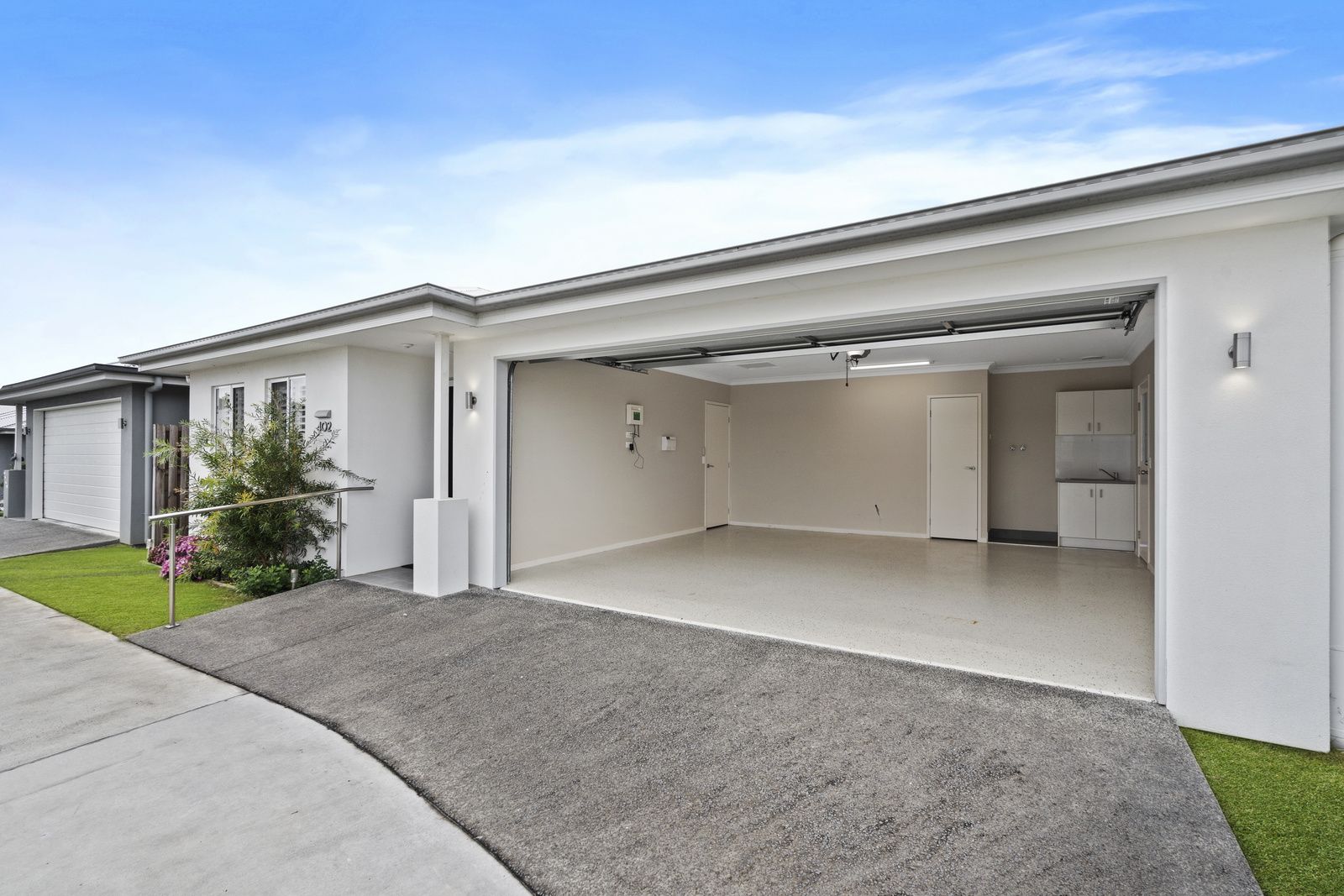 402 Glades Street, Chambers Flat QLD 4133, Image 1