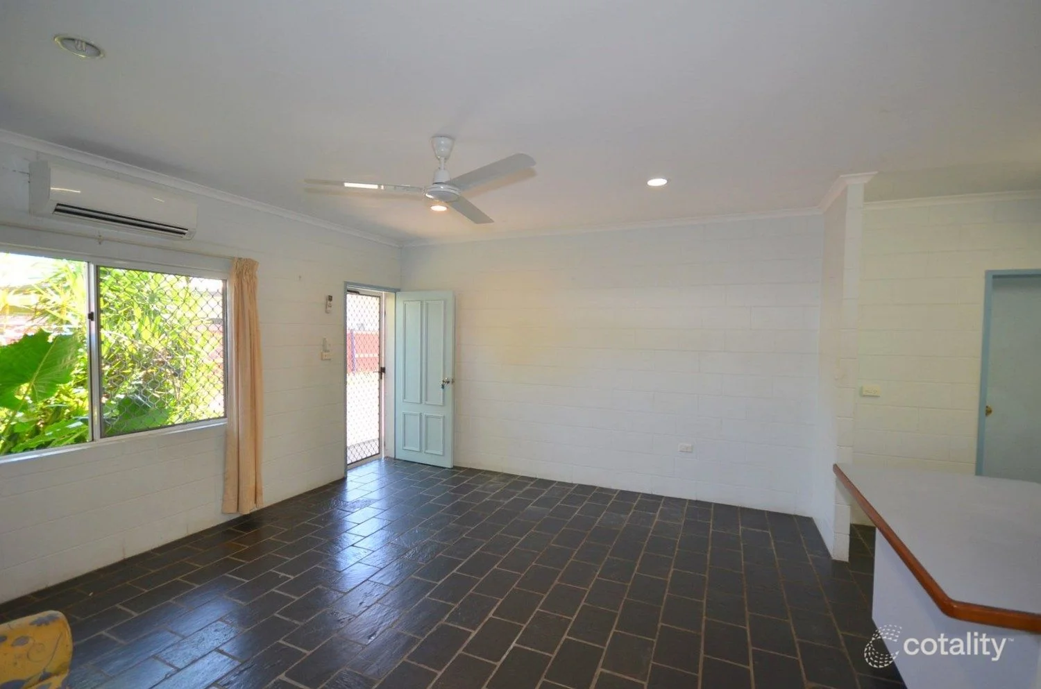 2/7 Idaho Close, White Rock QLD 4868